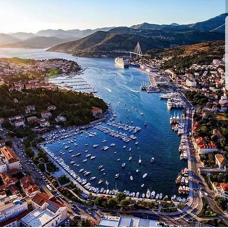 Daire Batala1-city Marina With Secured Private Parking Dubrovnik