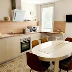 Daire Batala1-city Marina With Secured Private Parking *